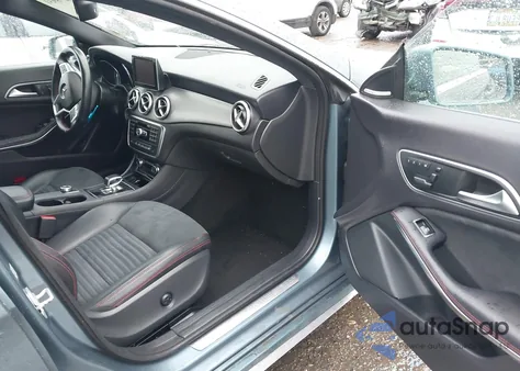 2014 Mercedes-Benz Cla 45 Amg 4Matic z USA, uszkodzony, nr VIN WDDSJ5CB8EN052802